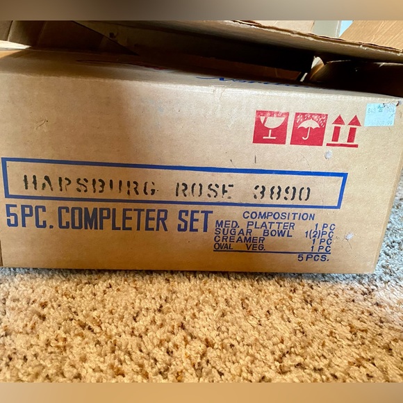 Noritake - Hapsburg Rose Set - Picture 4 of 11